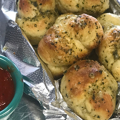 Garlic Knots (6)